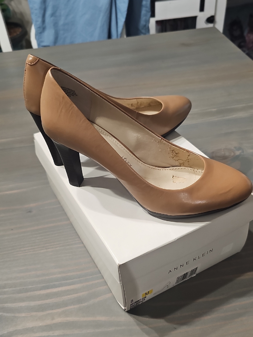 Anne Klein Tan Leather Mid Heel Pumps